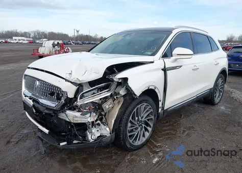 2020 Lincoln Nautilus Reserve z USA, uszkodzony, nr VIN 2LMPJ8K95LBL27468